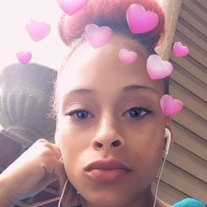 Meet your Posher, Nanii